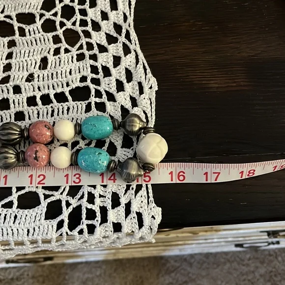 Pink, Blue, and White Beaded Necklace (1) - Picture 4 of 4